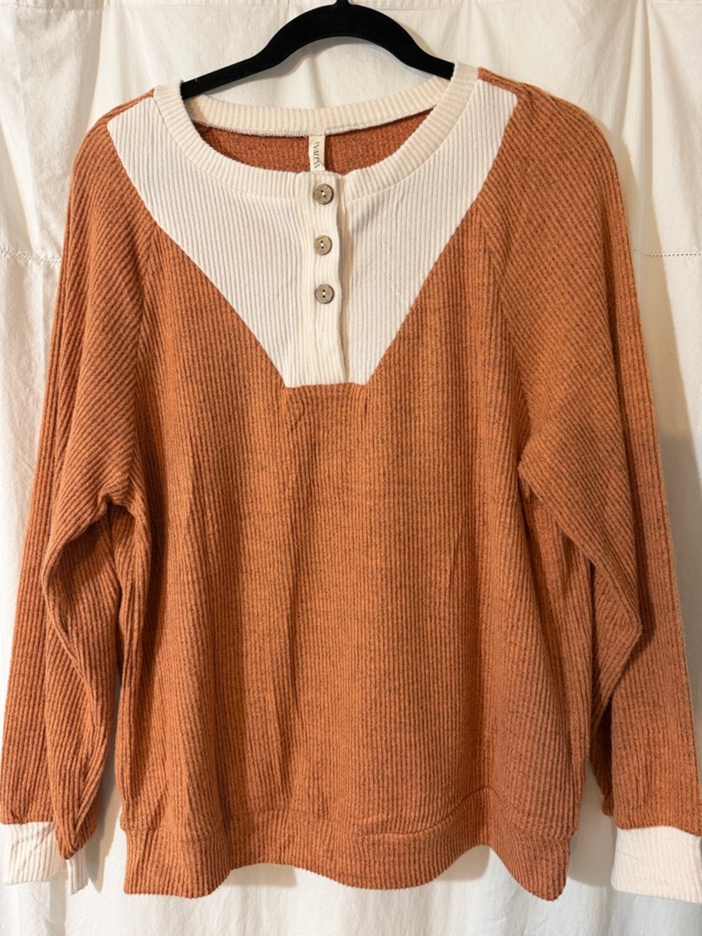 Women’s Rust Orange and Cream Button-Front Henley Pullover